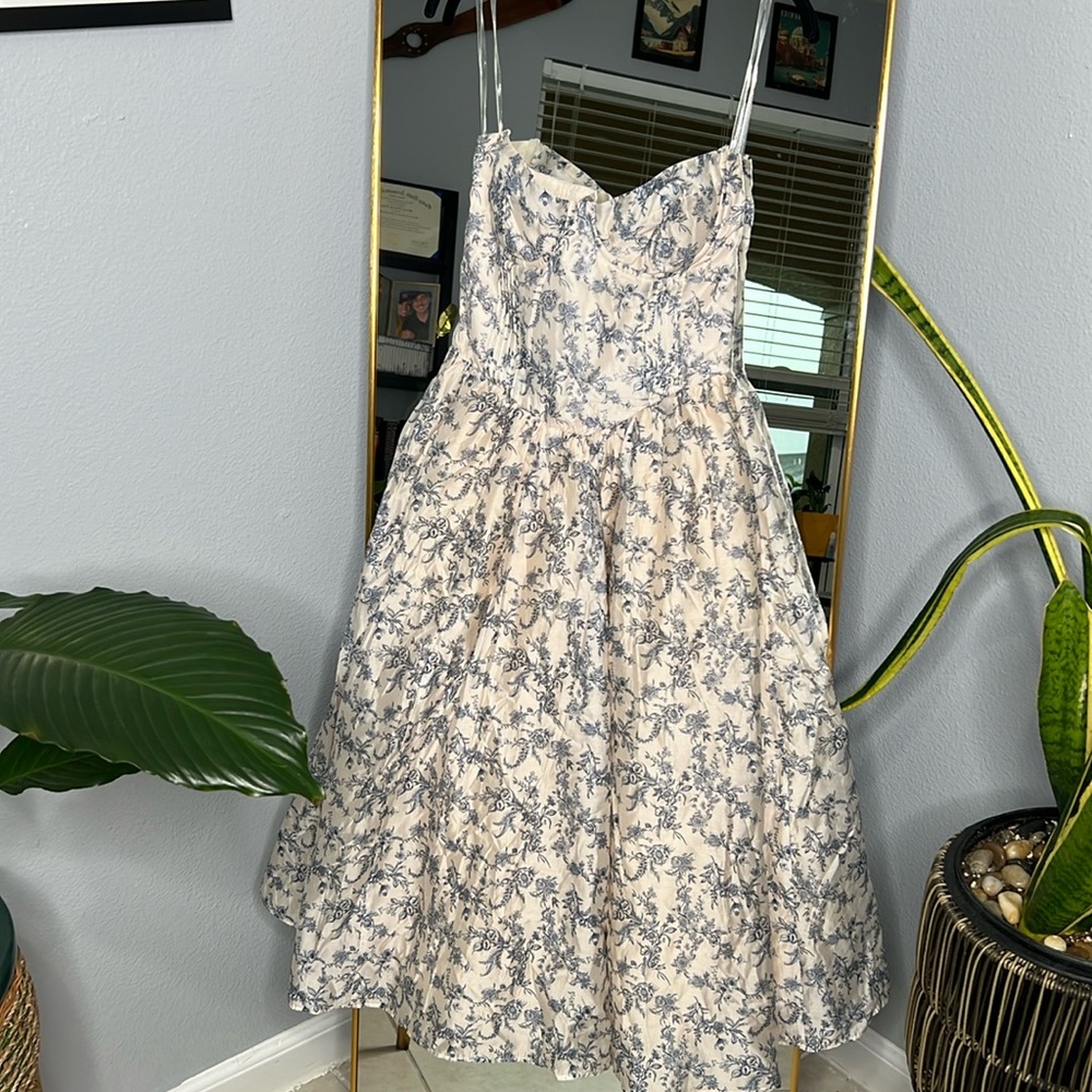 House of CB 'Bennett' English Porcelain Print Strapless Sundress NWOT - Picture 3 of 9